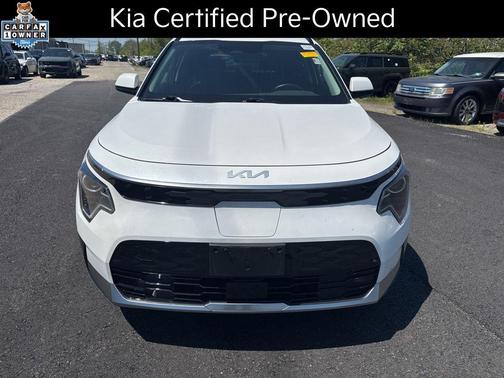 Snow White Pearl 2023 Kia Niro EV Wind