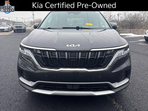 2023 Kia Carnival EX