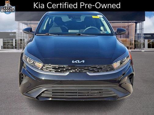 Aurora Black Pearl 2023 Kia Forte LXS