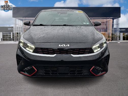 Aurora Black Pearl 2023 Kia Forte GT-Line