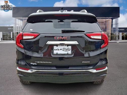 2022 GMC Terrain Denali