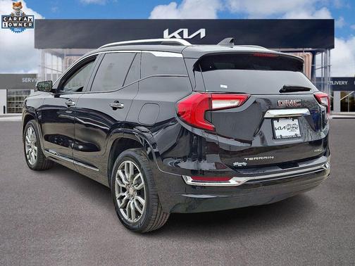 2022 GMC Terrain Denali