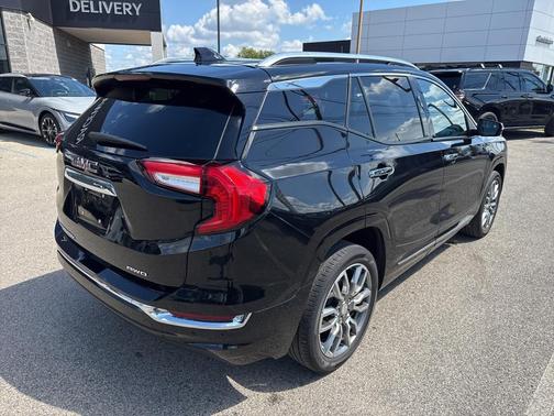2022 GMC Terrain Denali