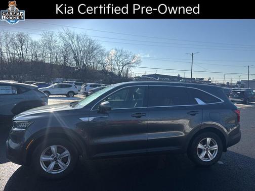 2022 Kia Sorento LX