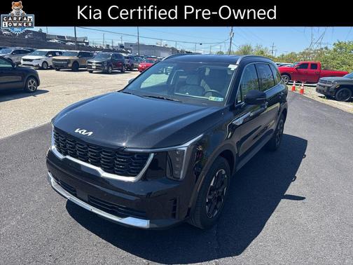 Ebony Black 2025 Kia Sorento S