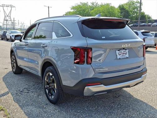 2024 Kia Sorento S