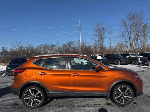 2017 Nissan Rogue Sport SL