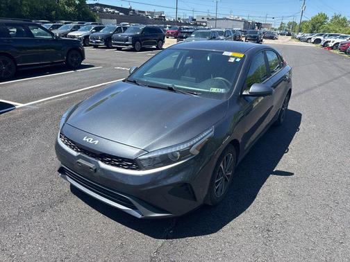 Gravity Gray 2022 Kia Forte LXS