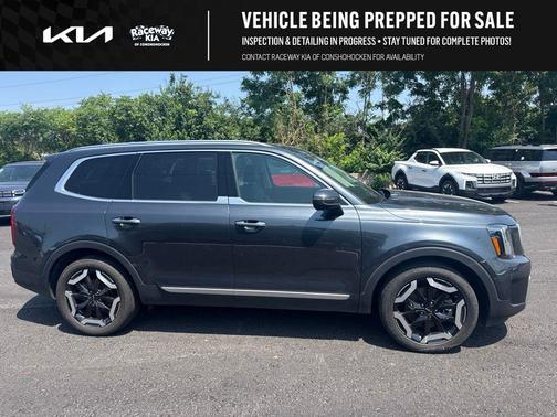 Gravity Gray 2024 Kia Telluride S