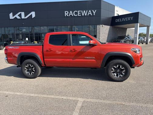 2017 Toyota Tacoma SR5