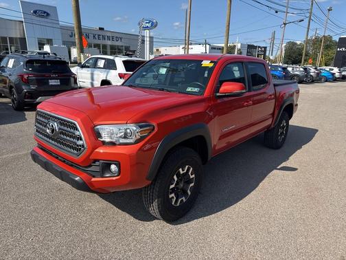2017 Toyota Tacoma SR5