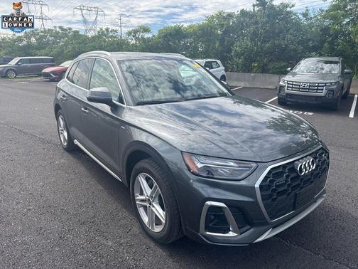 Gray 2023 Audi Q5 e 55 S line Premium Plus