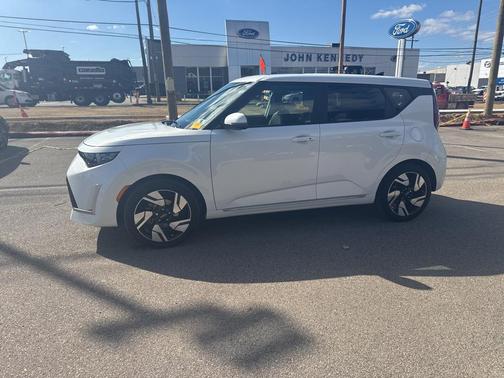 2023 Kia Soul GT-Line