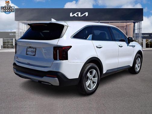 Glacial White Pearl 2025 Kia Sorento LX