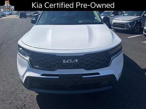 Glacial White Pearl 2023 Kia Sorento EX