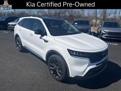 Glacial White Pearl 2023 Kia Sorento EX