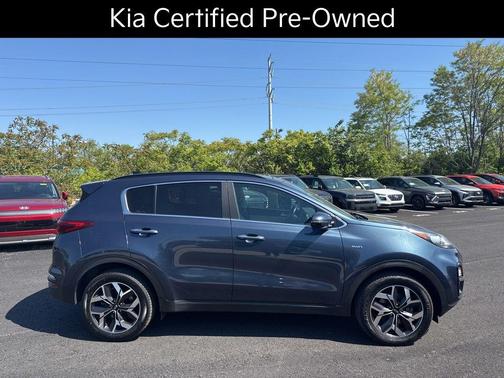 Pacific Blue 2022 Kia Sportage EX