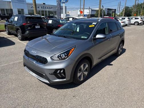 2022 Kia Niro LX
