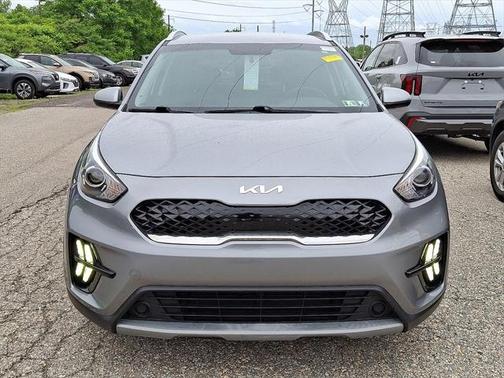 2022 Kia Niro LX