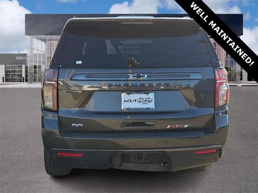 2021 Chevrolet Suburban RST