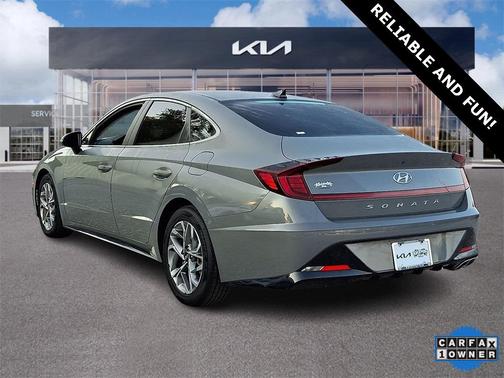 2022 Hyundai SONATA SEL