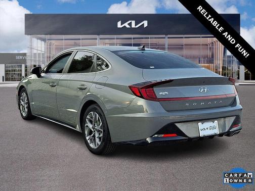 2022 Hyundai SONATA SEL