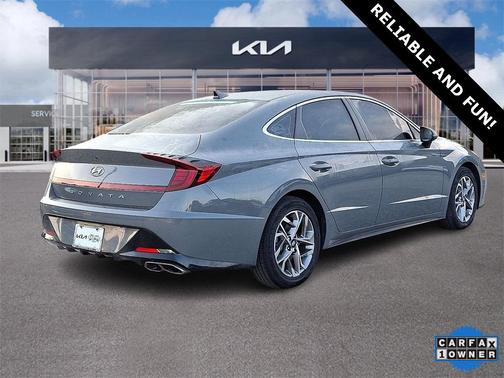 2022 Hyundai SONATA SEL