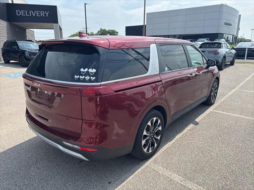 2023 Kia Carnival EX