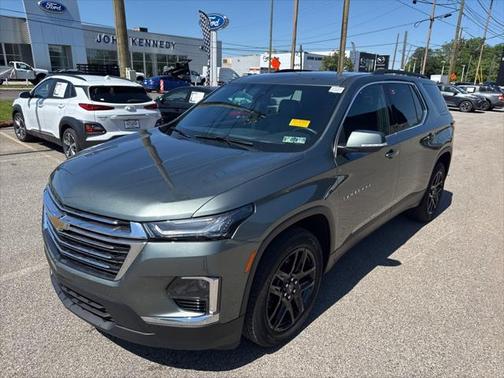 2023 Chevrolet Traverse LT Leather