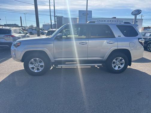 2021 Toyota 4Runner SR5