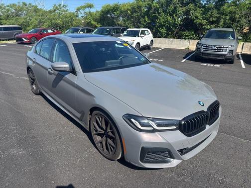 Bernina Gray Amber Effect Metallic 2022 BMW M550 i Xdrive