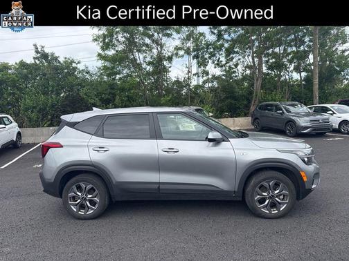 Steel Gray 2024 Kia Seltos LX