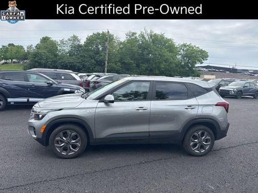 Steel Gray 2024 Kia Seltos LX