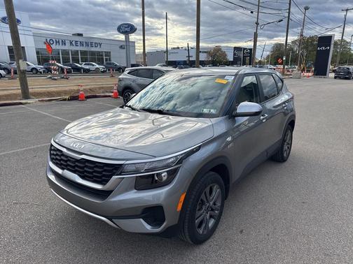 2023 Kia Seltos LX