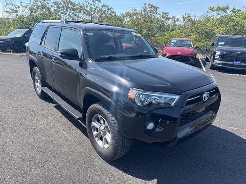 Midnight Black Metallic 2020 Toyota 4Runner SR5 Premium