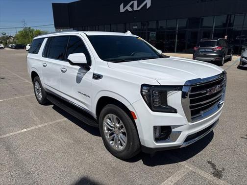 2022 GMC Yukon XL SLT