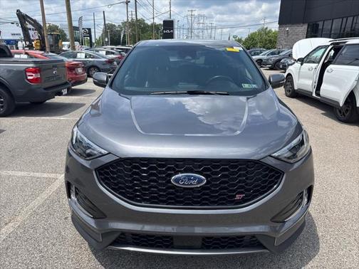 2022 Ford Edge ST