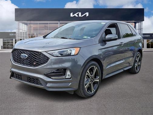 2022 Ford Edge ST