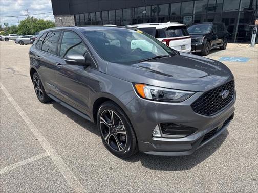 2022 Ford Edge ST