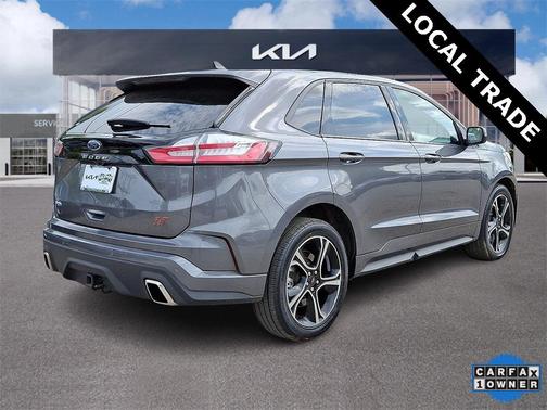 2022 Ford Edge ST