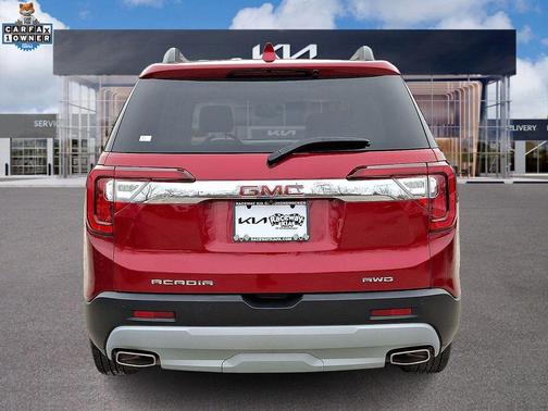 2022 GMC Acadia AWD SLT