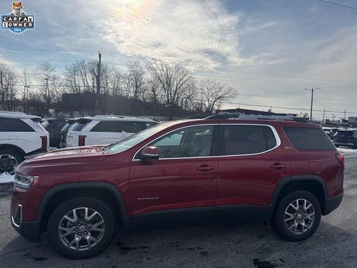 2022 GMC Acadia AWD SLT