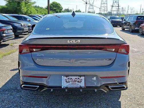 2022 Kia K5 GT-Line