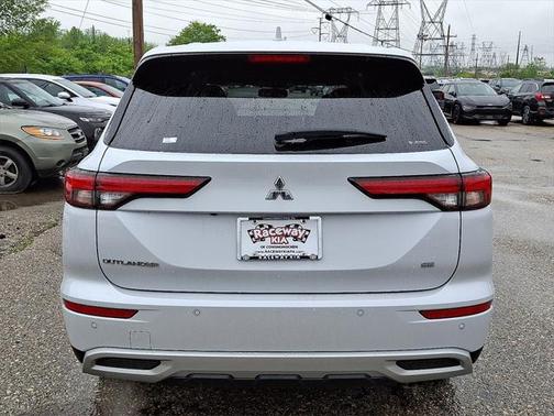 2024 Mitsubishi Outlander SE 2.5 S-AWC