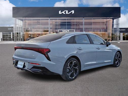 2025 Kia K5 GT-Line