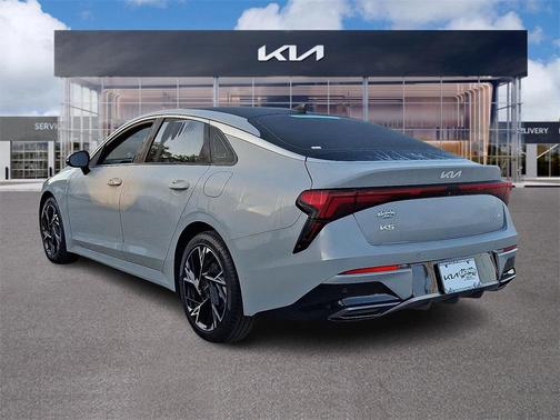 2025 Kia K5 GT-Line