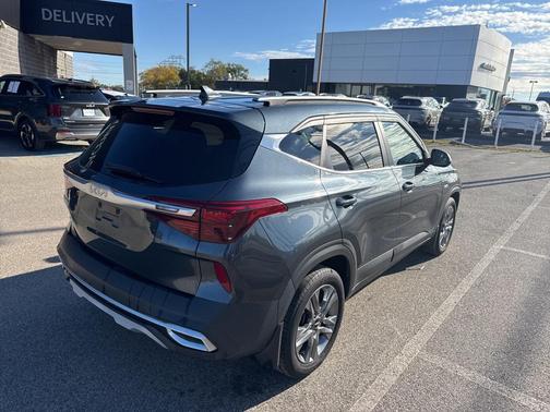 2022 Kia Seltos S