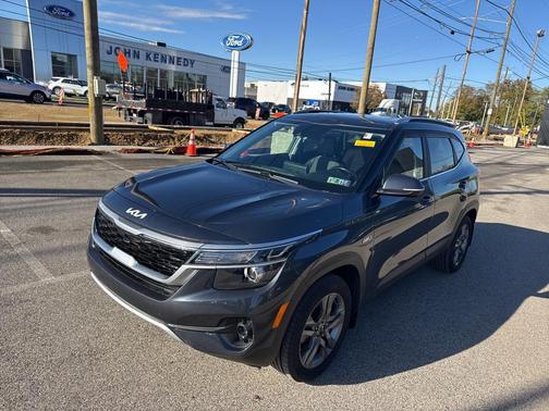 2022 Kia Seltos S