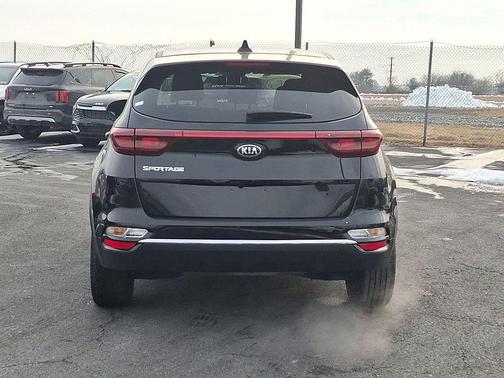 2022 Kia Sportage LX