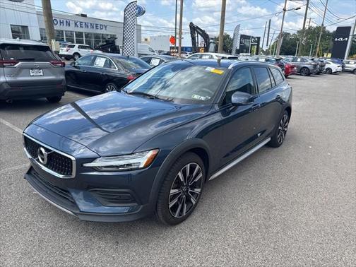 2020 Volvo V60 Cross Country T5